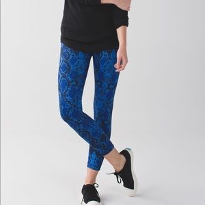 Lululemon Blue Snakeskin Leggings